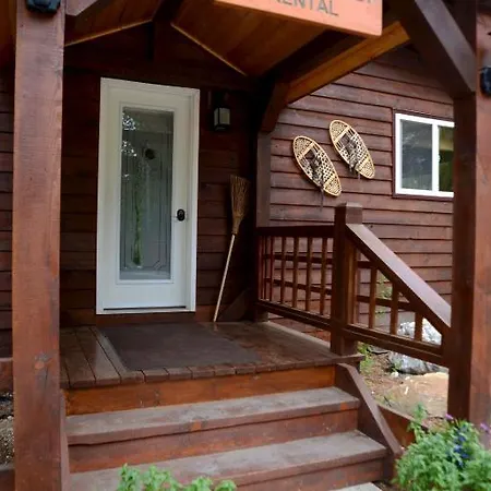 Cedar House Restaurant & Chalets Golden Room photo