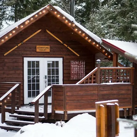Cedar House Restaurant & Chalets Golden Exterior photo
