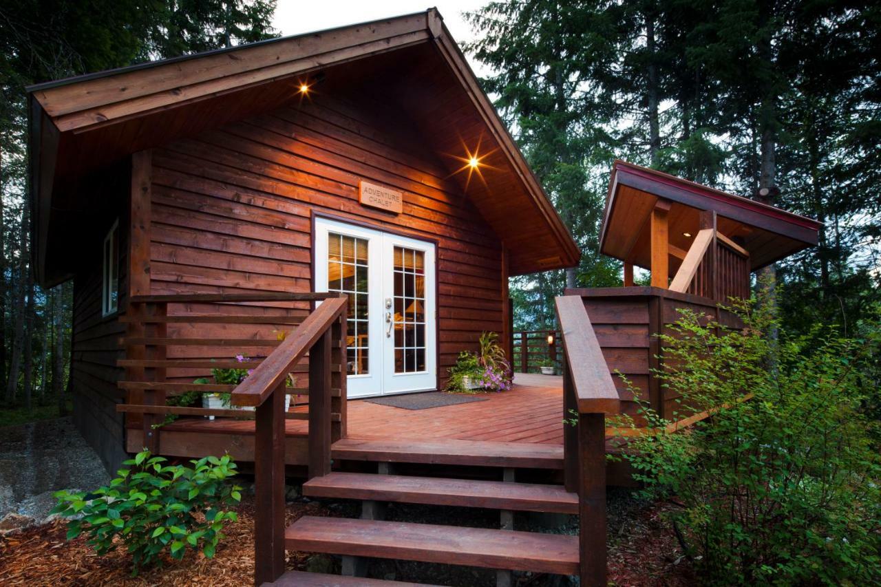 Cedar House Restaurant&chalets * Golden