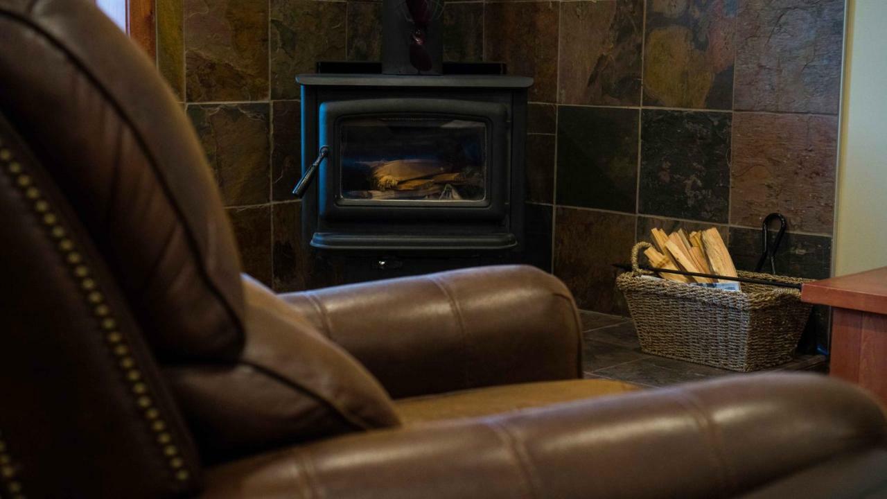 Cedar House Restaurant & Chalets