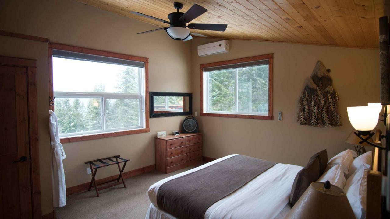 Cedar House Restaurant&chalets Lodge Golden
